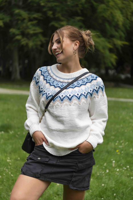 Natalie Pullover