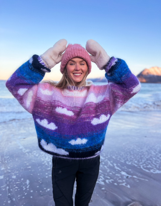 Skyhigh Pullover Morning Rise by Ingrid Raadim x HOY IR 01-01B