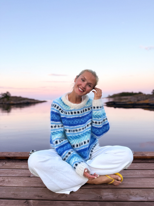 Hanami Pullover by Ingrid Raadim x HOY IR 02-05E