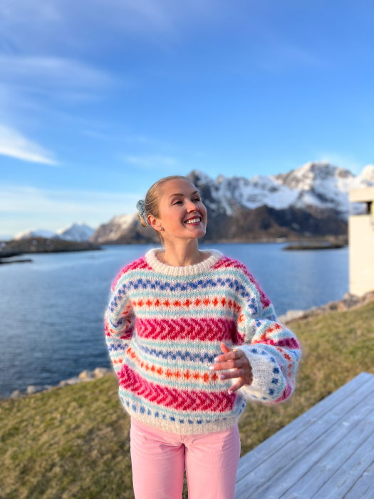 Hanami Pullover by Ingrid Raadim X HOY IR 02-03A