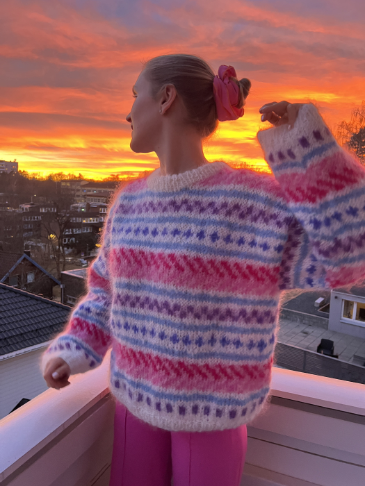 Hanami Pullover by Ingrid Raadim X HOY IR 02-03C