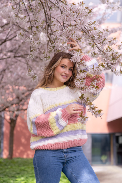 Girlie Pullover