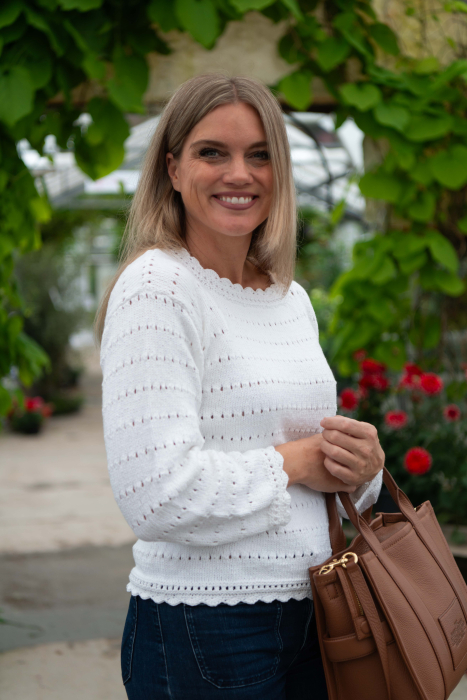 Magnolia Pullover