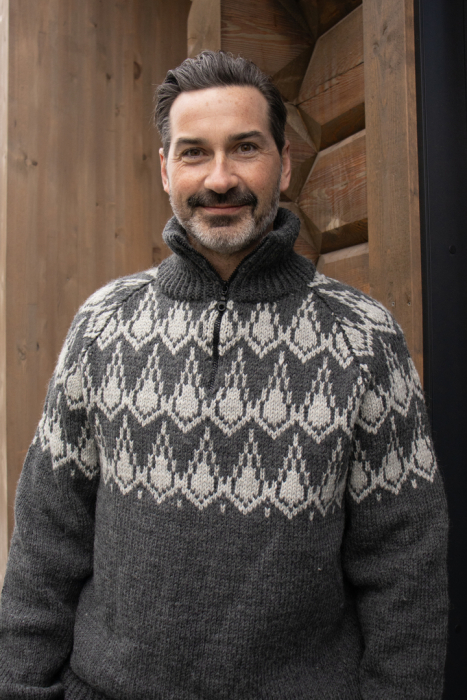 Eventyrlig Oppussing X HOY - Eventyrlig Zip-Pullover 486-07