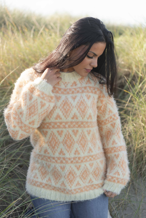 Melanie Pullover