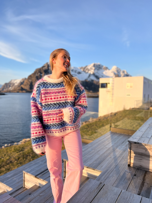Hanami Pullover by Ingrid Raadim X HOY IR 02-04B