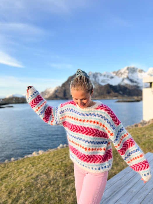 Hanami Pullover by Ingrid Raadim X HOY IR 02-04A