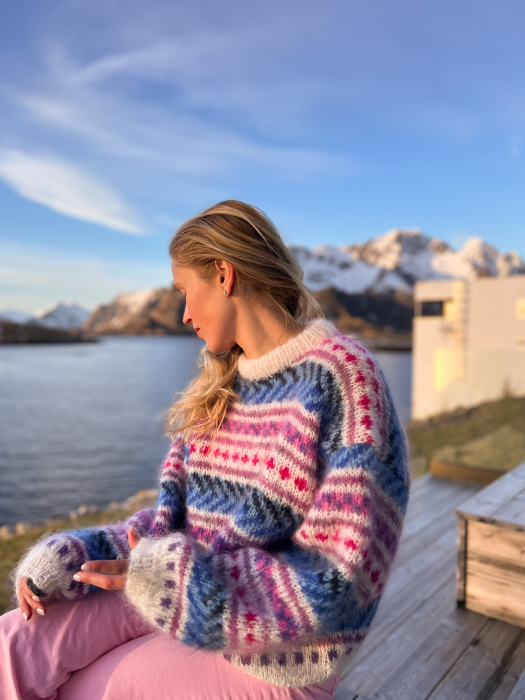 Hanami Pullover by Ingrid Raadim X HOY IR 02-03B
